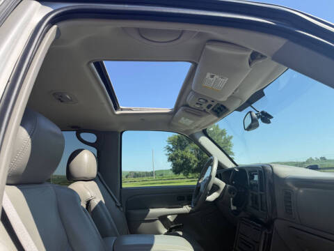 2005 GMC Yukon Denali