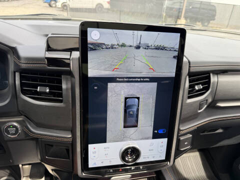 2023 Ford Expedition MAX Platinum