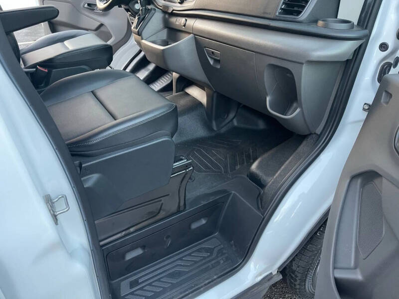 2022 Ford Transit 250