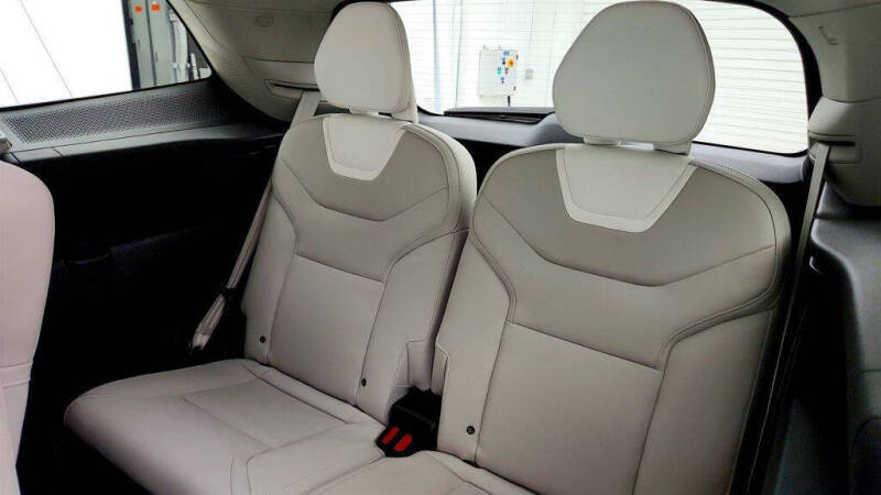 2025 Volvo EX90 Twin Plus 6P