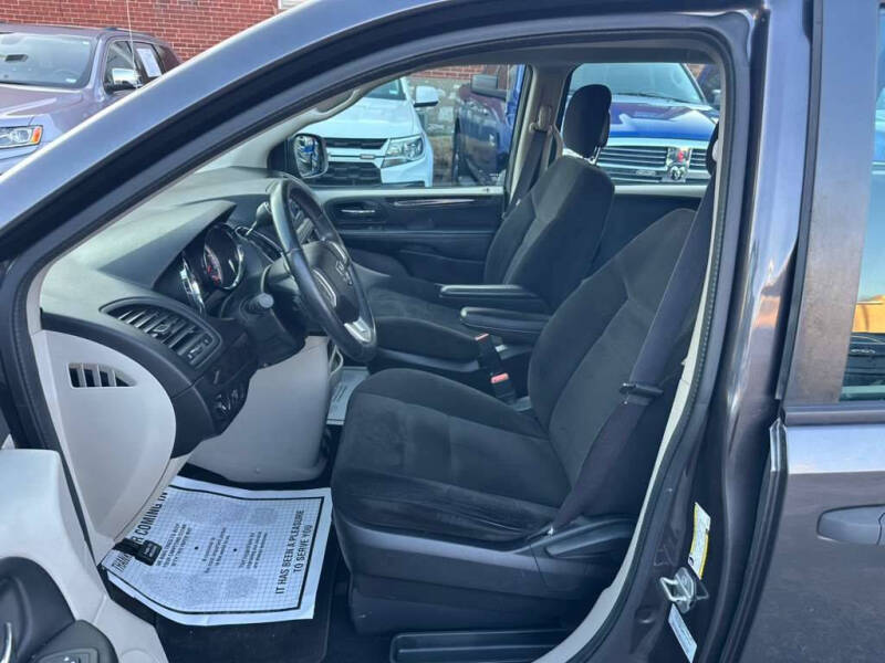 2016 Dodge Grand Caravan SE