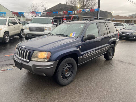 2004 Jeep Grand Cherokee for sale at Trinity Motors in Lackawanna NY