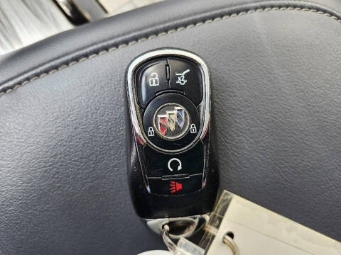 2023 Buick Enclave Essence