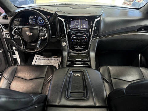 2017 Cadillac Escalade ESV Platinum