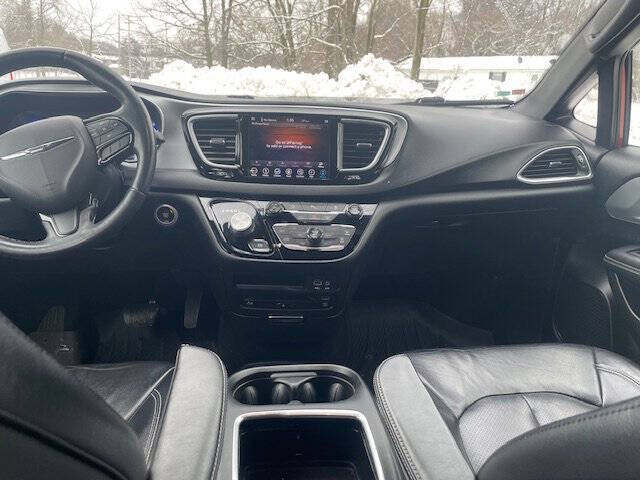 2018 Chrysler Pacifica Touring L Plus