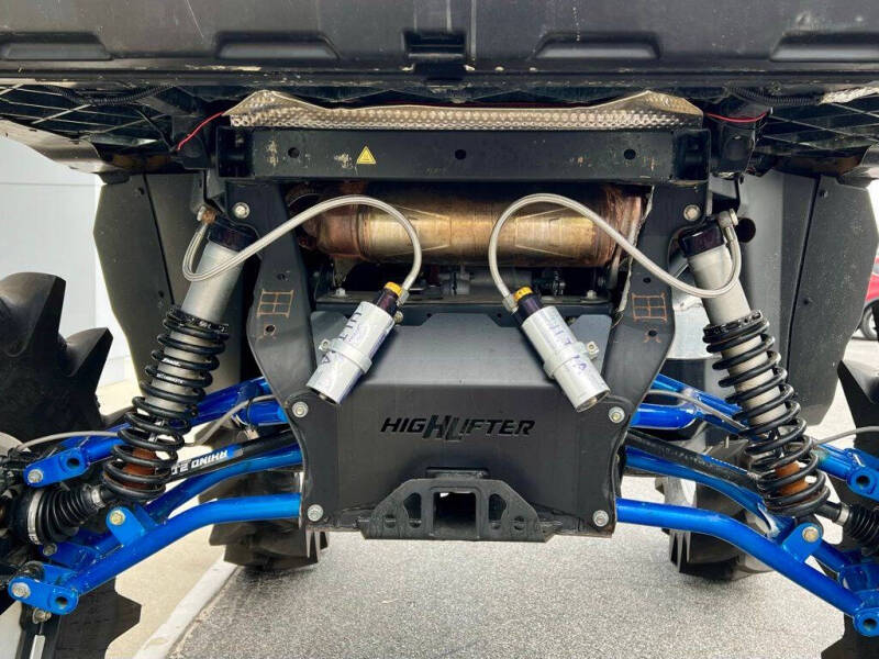 2022 Can-Am Defender