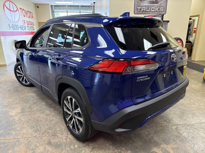 2023 Toyota Corolla Cross XLE