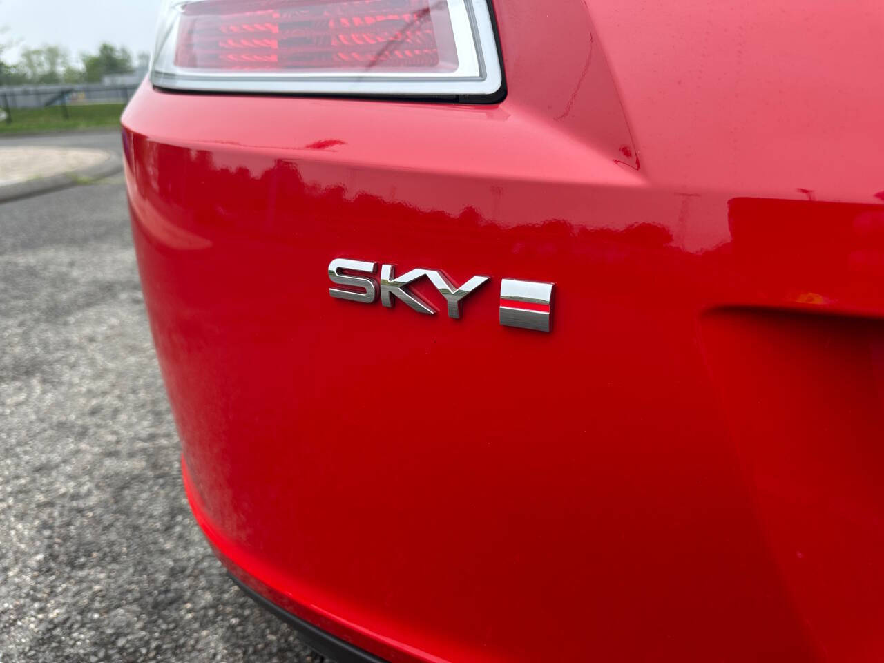 2008 Saturn SKY 16