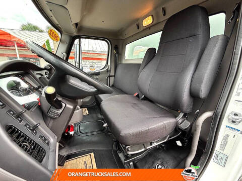 2022 Freightliner M2 106