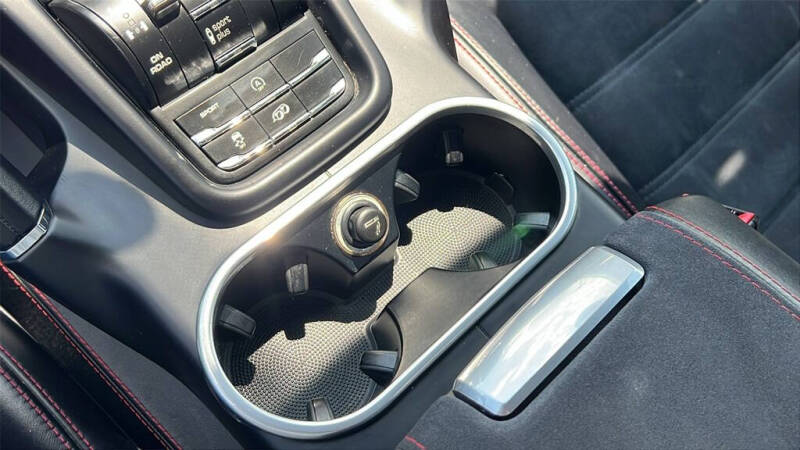 2016 Porsche Cayenne GTS