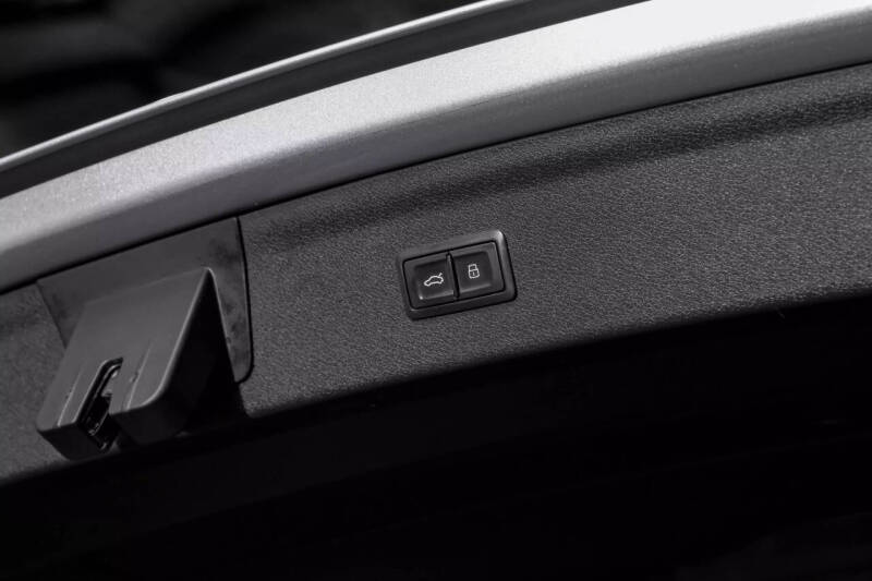 2016 Audi Q3 2.0T quattro Premium Plus