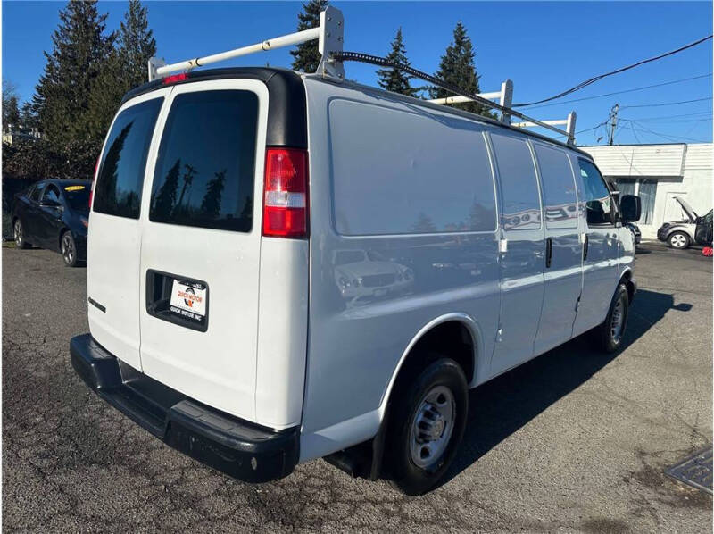 2019 Chevrolet Express 2500