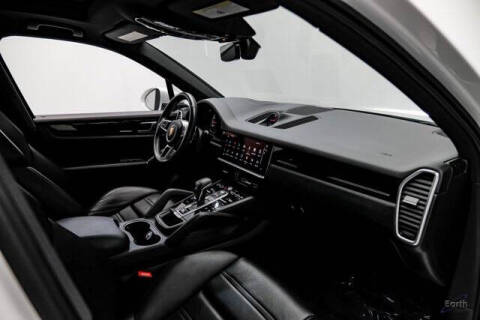 2023 Porsche Cayenne