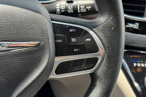 2020 Chrysler Voyager L
