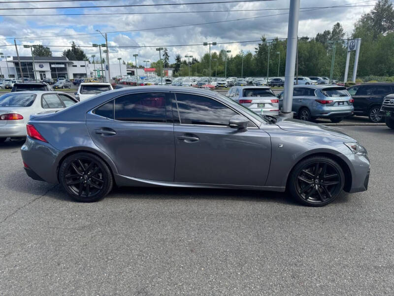 2017 Lexus IS 200t