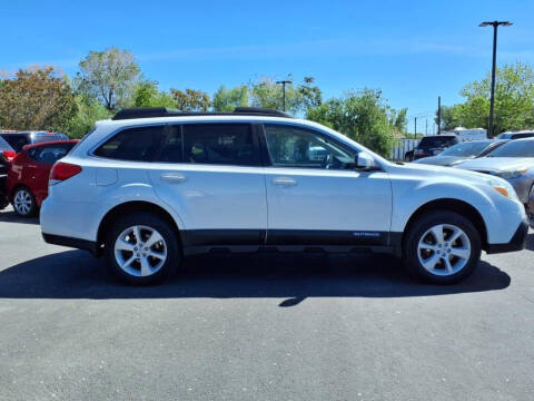 2013 Subaru Outback 2.5i Premium
