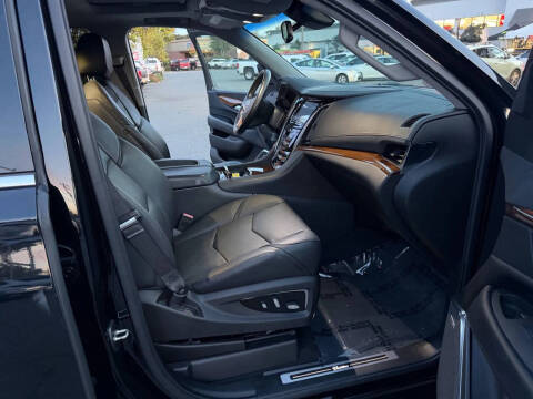 2016 Cadillac Escalade ESV Luxury Collection