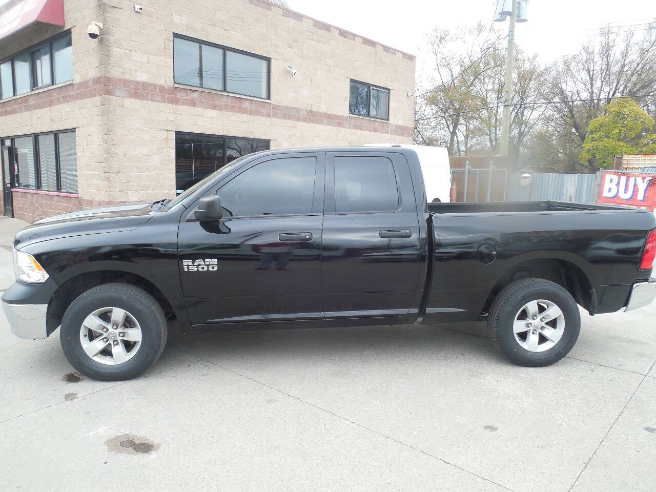 2014 Ram 1500 for sale at VIP Motor Sales in Hazel Park, MI