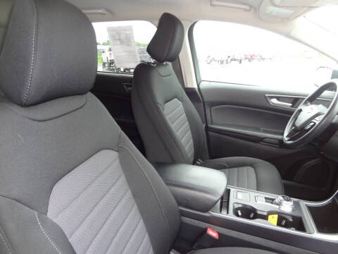2023 Ford Edge SE