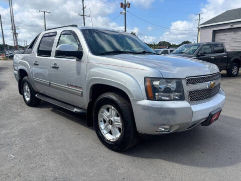 2011 Chevrolet Avalanche LT