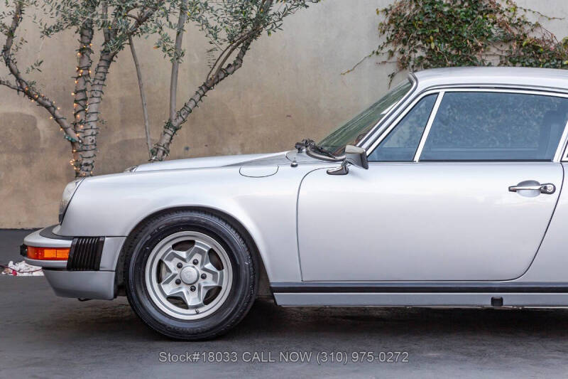 1975 Porsche 911
