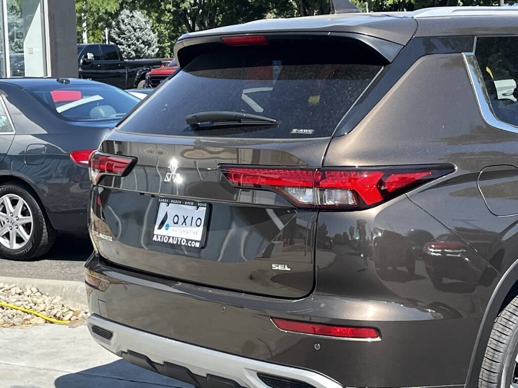 2024 Mitsubishi Outlander for sale at Axio Auto Boise in Boise, ID