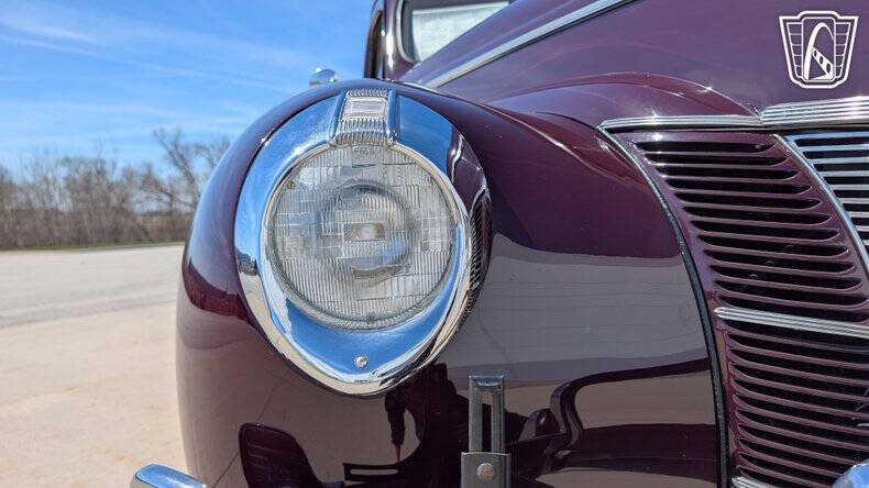 1940 Ford Deluxe