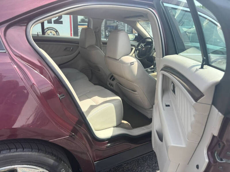 2011 Ford Taurus Limited