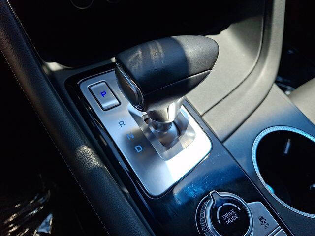 2025 Genesis G70