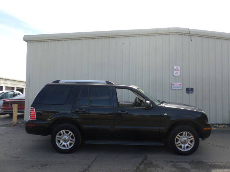 2005 Mercury Mountaineer for sale at HD AUTOS LLC in Orlando FL