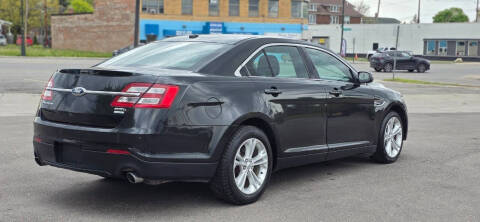 2013 Ford Taurus SEL
