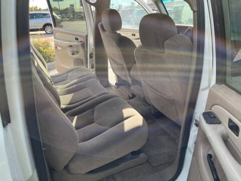 2003 Chevrolet Suburban 1500