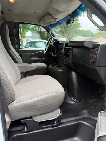 2017 Chevrolet Express 3500