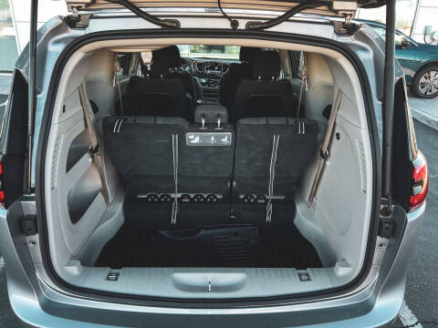 2021 Chrysler Pacifica Touring