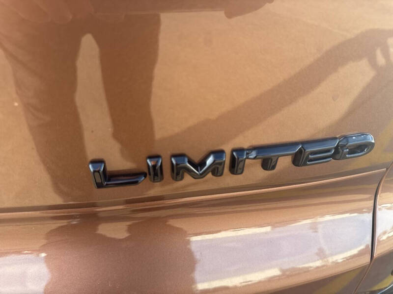 2025 Toyota Crown Signia Limited