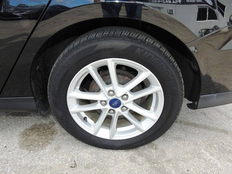 2017 Ford Focus  - $7,900