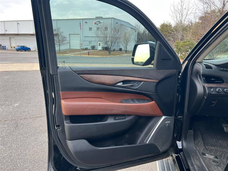 2017 Cadillac Escalade Premium Luxury