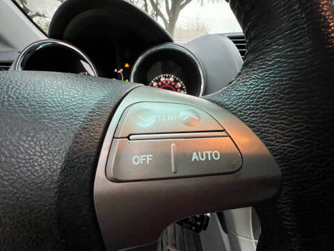 2010 Toyota Highlander SE