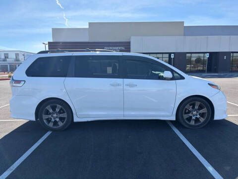 2016 Toyota Sienna