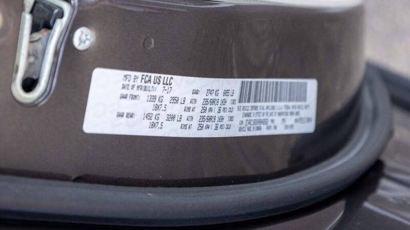 2017 Chrysler Pacifica Touring-L