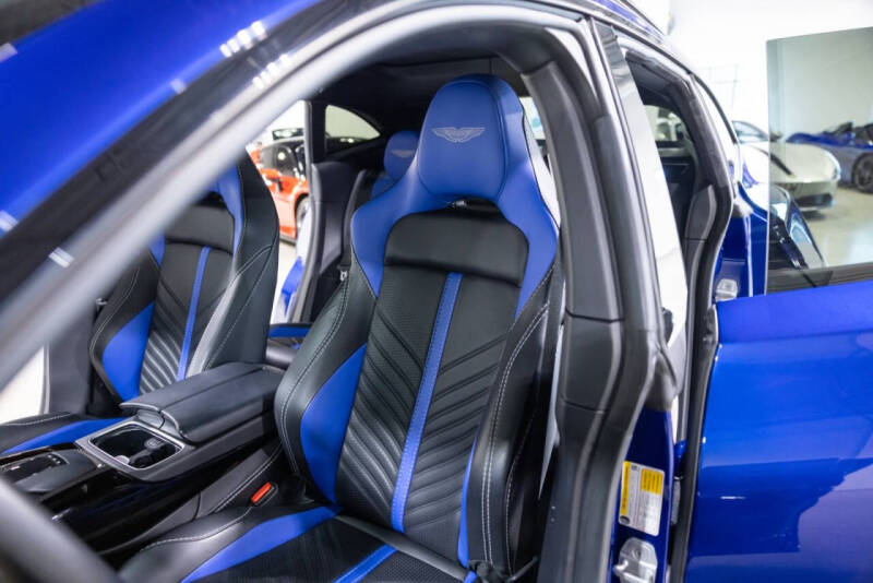 2023 Aston Martin DBX 707