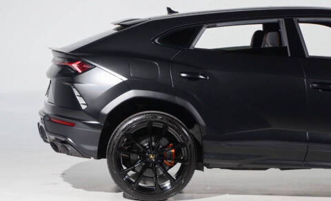 2020 Lamborghini Urus
