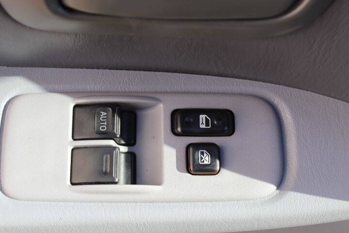 2002 Toyota Sienna LE