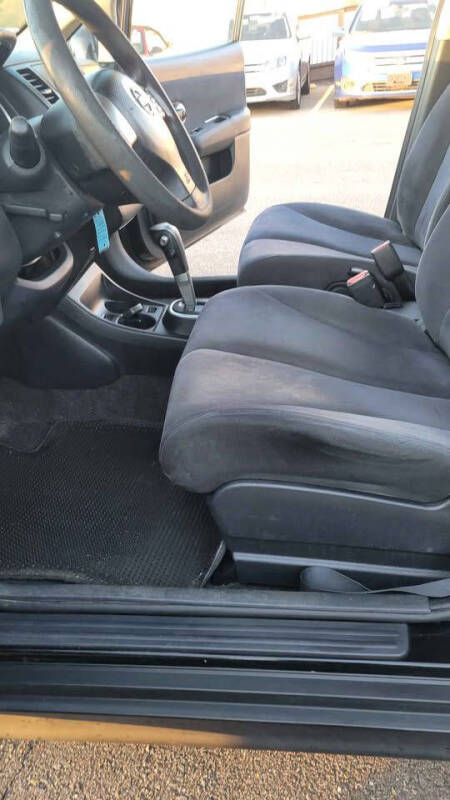 2008 Nissan Versa 1.8 SL