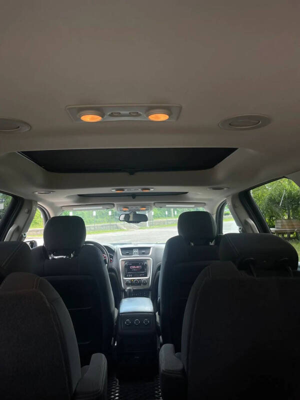 2014 GMC Acadia SLE-2