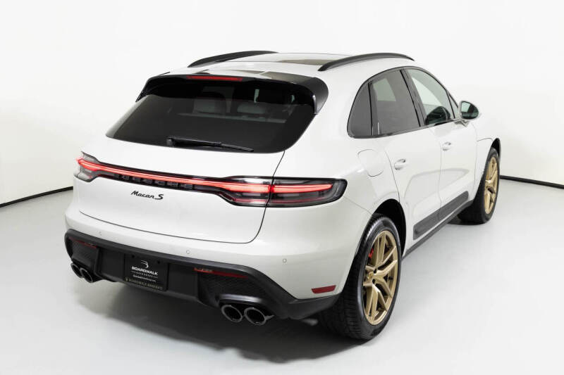 2022 Porsche Macan S