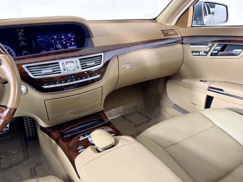 2013 Mercedes-Benz S-Class S 550