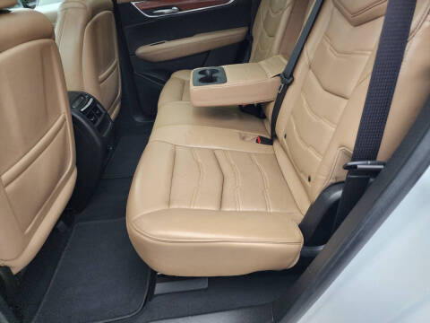 2017 Cadillac XT5 Platinum