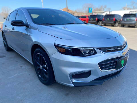 2018 Chevrolet Malibu for sale at Island Auto in Grand Island NE