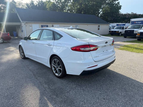 2020 Ford Fusion SEL